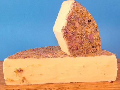 K�se Halbfester Kr�uterk�se