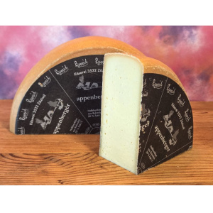 Appenberger Alt, mild-w�rziger Bergk�se mit buttrigen Note