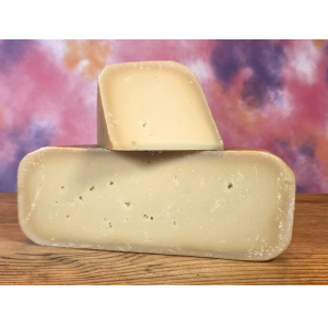 Bauernkäse, Büffelkäse, 8 Monate gereift