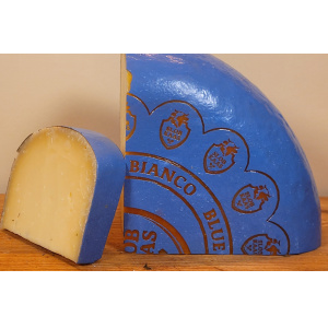 Bauernkse, Slob Blue Bianco, mit Blauschimmelgeschmack ohne Blau zu sein.